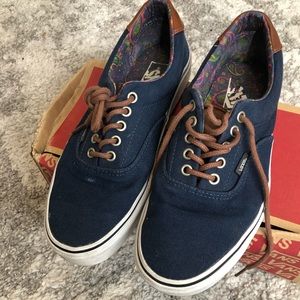 Navy blue vans